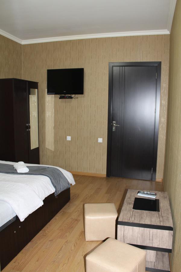 Hotel Elegant 트빌리시 외부 사진