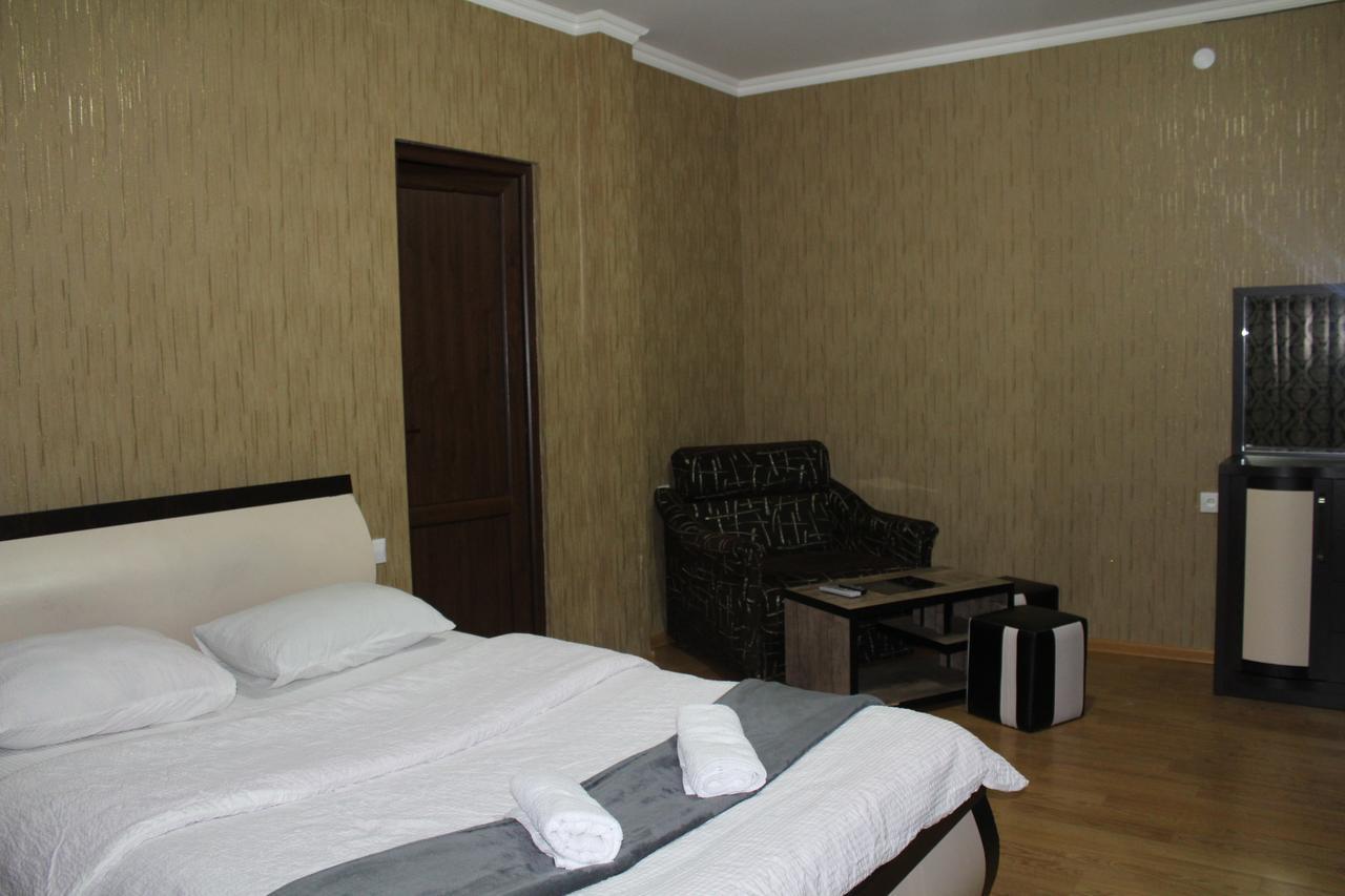 Hotel Elegant 트빌리시 외부 사진